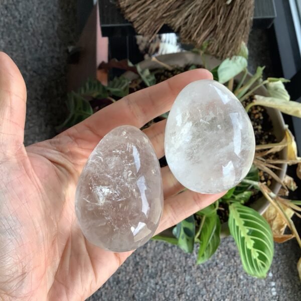 Quartz Egg