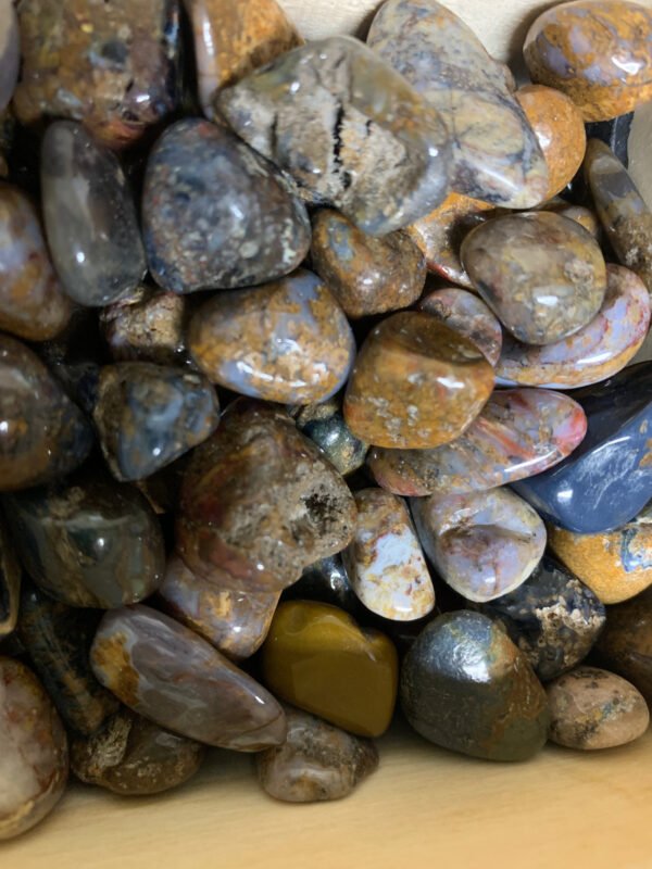 Pietersite tumble